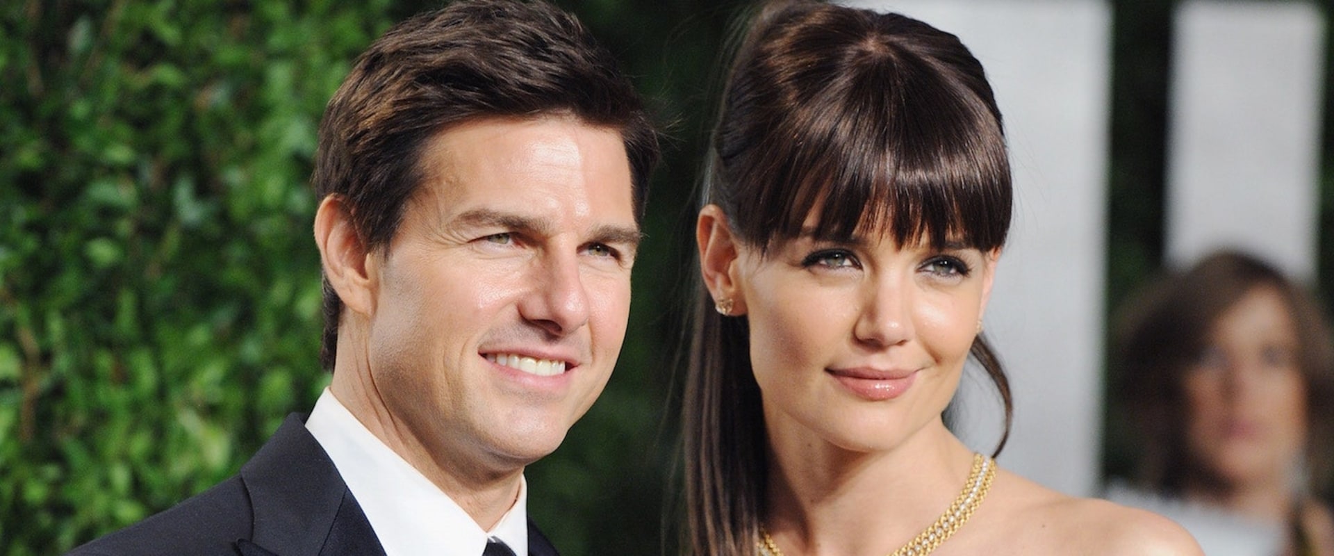 is tom cruise married or in a relationship